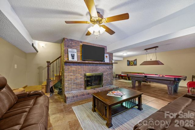 501 Woodfield Drive, Asheville, NC 28803