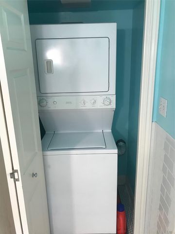 915 E 39th ST B, Austin, TX 78751