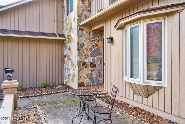 1618 Woodland Court SW, Ocean Isle Beach, NC 28469