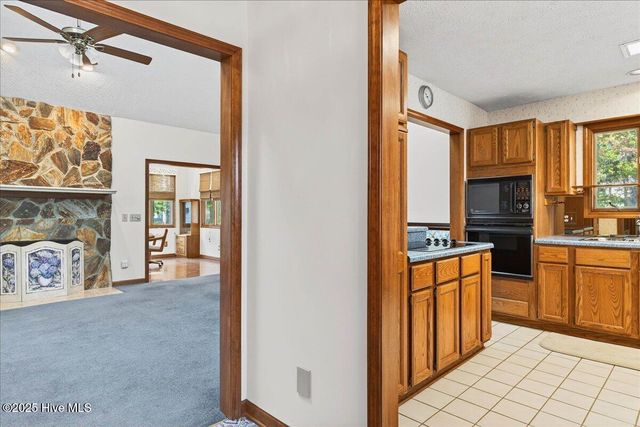 1618 Woodland Court SW, Ocean Isle Beach, NC 28469