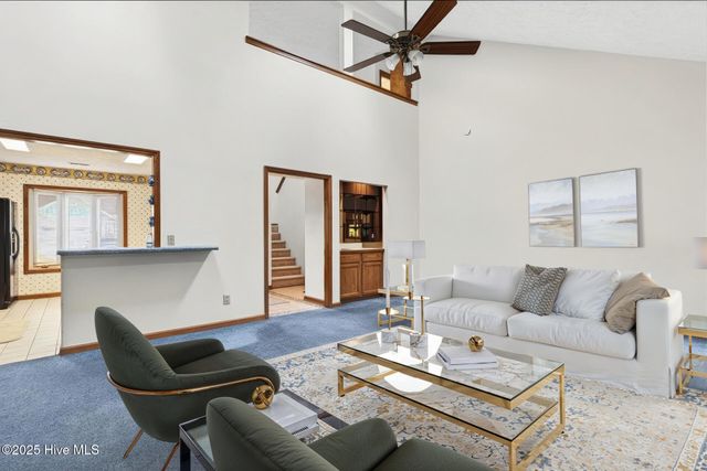 1618 Woodland Court SW, Ocean Isle Beach, NC 28469