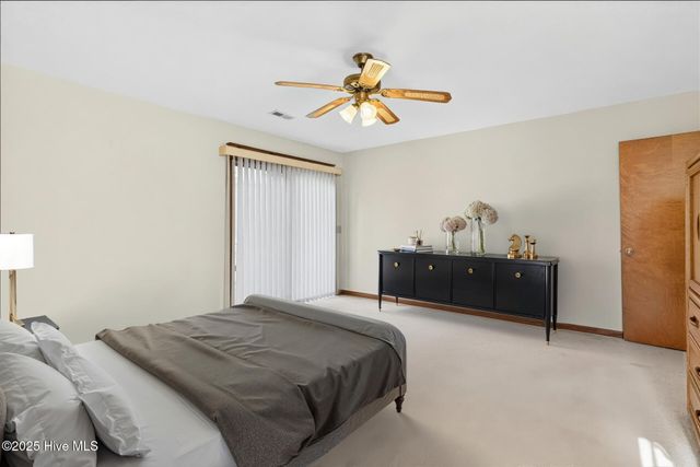 1618 Woodland Court SW, Ocean Isle Beach, NC 28469