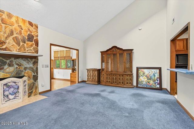 1618 Woodland Court SW, Ocean Isle Beach, NC 28469