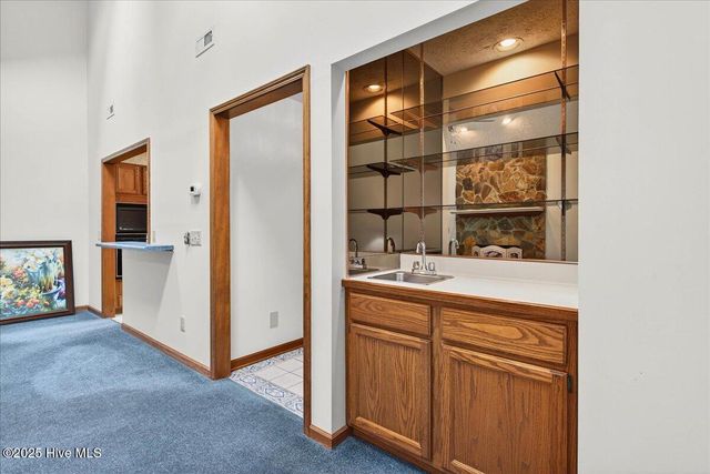 1618 Woodland Court SW, Ocean Isle Beach, NC 28469