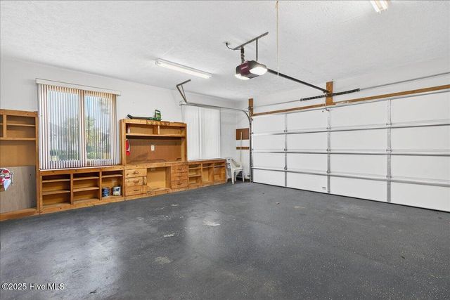 1618 Woodland Court SW, Ocean Isle Beach, NC 28469