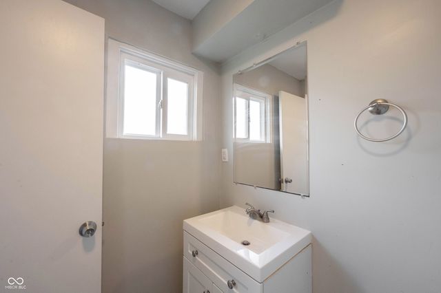 3907 Hoyt Avenue, Indianapolis, IN 46203