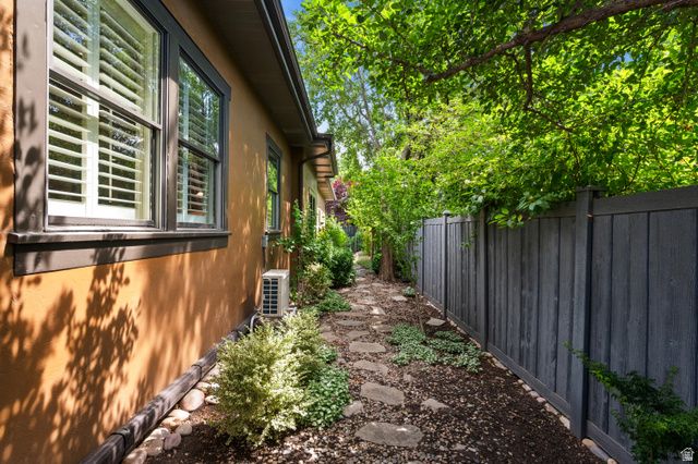 4702 S MILLRACE LN, Salt Lake City, UT 84107
