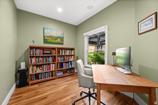 4702 S MILLRACE LN, Salt Lake City, UT 84107