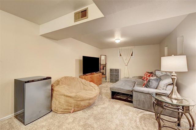 2939 S Lansing Way, Aurora, CO 80014