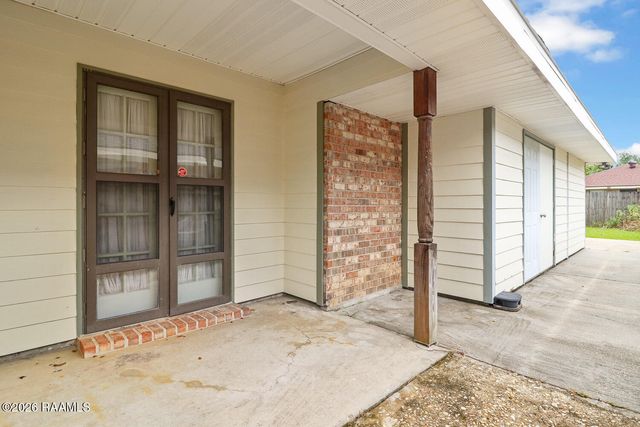 106 Darteze Drive, Lafayette, LA 70508