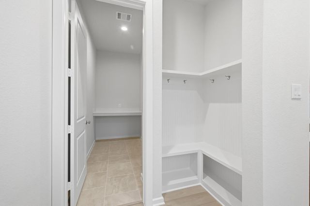 2830 Ametrine Drive, Iowa Colony, TX 77583