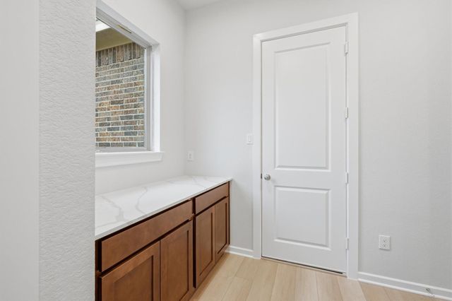 2830 Ametrine Drive, Iowa Colony, TX 77583