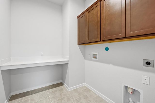 2830 Ametrine Drive, Iowa Colony, TX 77583