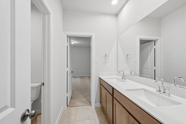 2830 Ametrine Drive, Iowa Colony, TX 77583