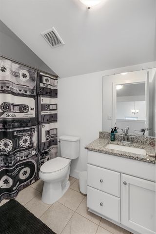 325 University Street, Ferndale, MI 48220