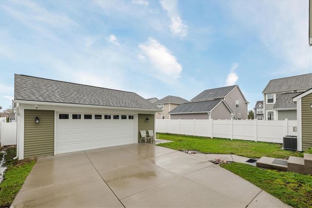 325 University Street, Ferndale, MI 48220