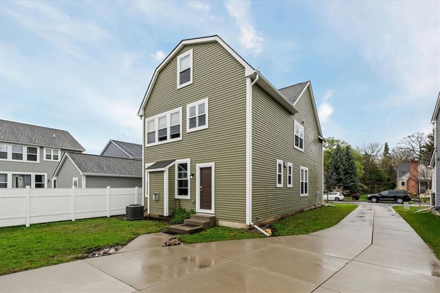 325 University Street, Ferndale, MI 48220