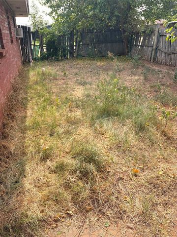 608 Mark Avenue, Yukon, OK 73099