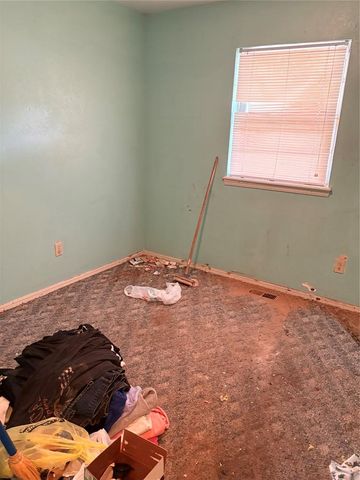 608 Mark Avenue, Yukon, OK 73099