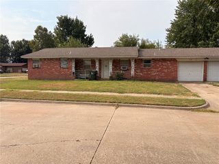 608 Mark Avenue, Yukon, OK 73099