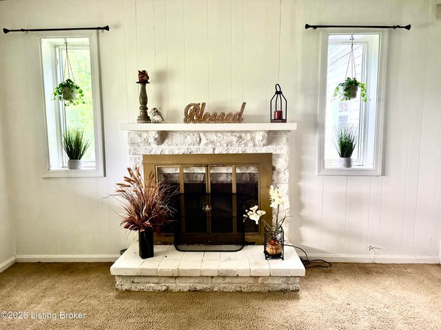 7520 Saint Andrews Church Rd, Louisville, KY 40214