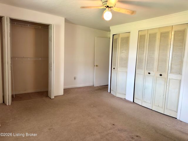 7520 Saint Andrews Church Rd, Louisville, KY 40214