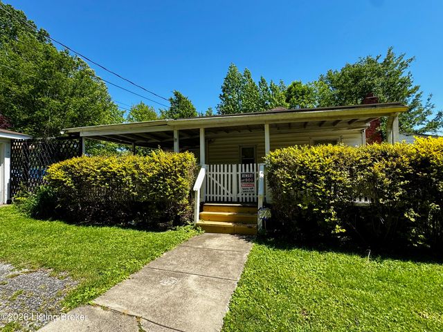 7520 Saint Andrews Church Rd, Louisville, KY 40214
