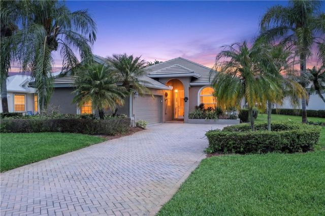 9434 Poinciana Court, Fort Pierce, FL 34951