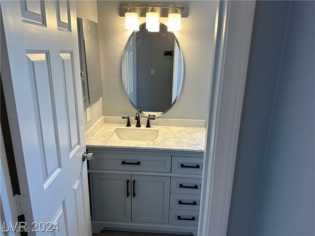 1452 Bourne Valley Court, Las Vegas, NV 89123