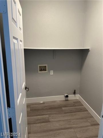 1452 Bourne Valley Court, Las Vegas, NV 89123