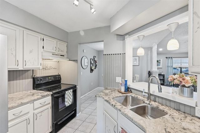 1602 LANSFIELD AVENUE, Deltona, FL 32738