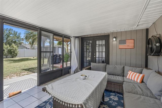 1602 LANSFIELD AVENUE, Deltona, FL 32738