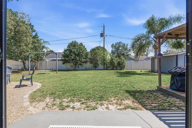 1602 LANSFIELD AVENUE, Deltona, FL 32738