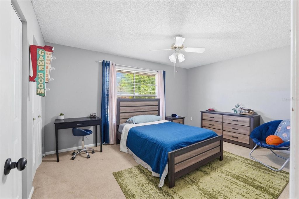 Image 42 of property listing at 1602 LANSFIELD AVENUE, Deltona, FL 32738