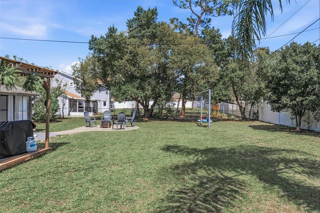 Image 58 of property listing at 1602 LANSFIELD AVENUE, Deltona, FL 32738