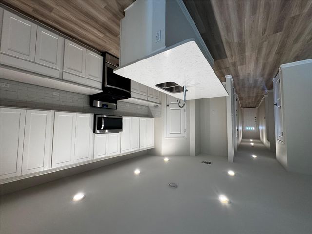 905 Copper Frond WAY, Austin, TX 78748