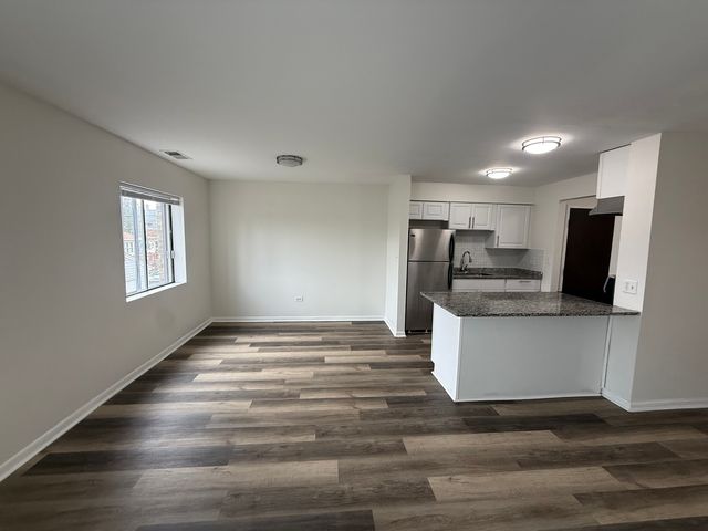 2310 N Harlem Avenue 203, Elmwood Park, IL 60707