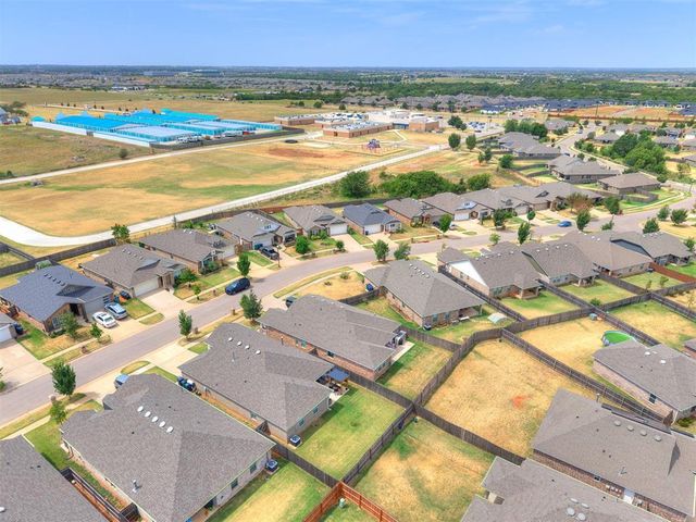 6809 NW 155th Street, Edmond, OK 73013