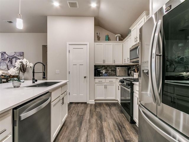 6809 NW 155th Street, Edmond, OK 73013
