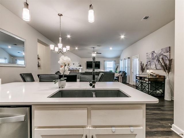 6809 NW 155th Street, Edmond, OK 73013