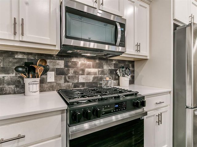 6809 NW 155th Street, Edmond, OK 73013