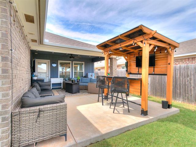 6809 NW 155th Street, Edmond, OK 73013
