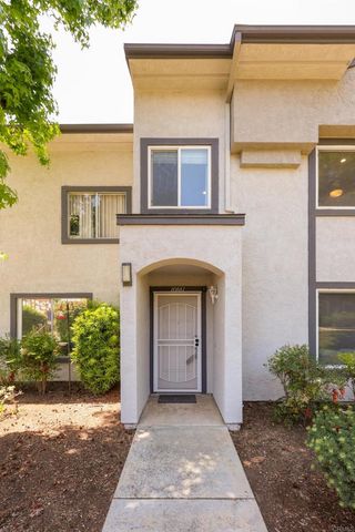 10661 King Phillip, Santee, CA 92071