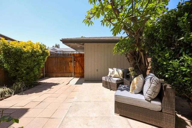 10661 King Phillip, Santee, CA 92071