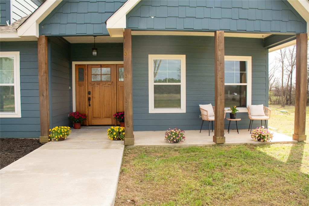 1503 County Road 3385, Saltillo, TX 75478