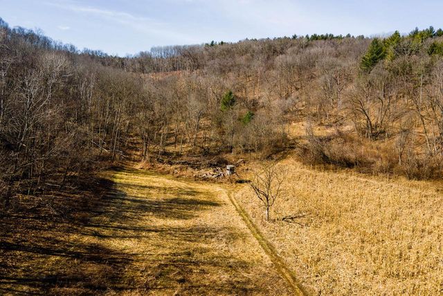 19249 State Highway 56, Richland Center, WI 53581