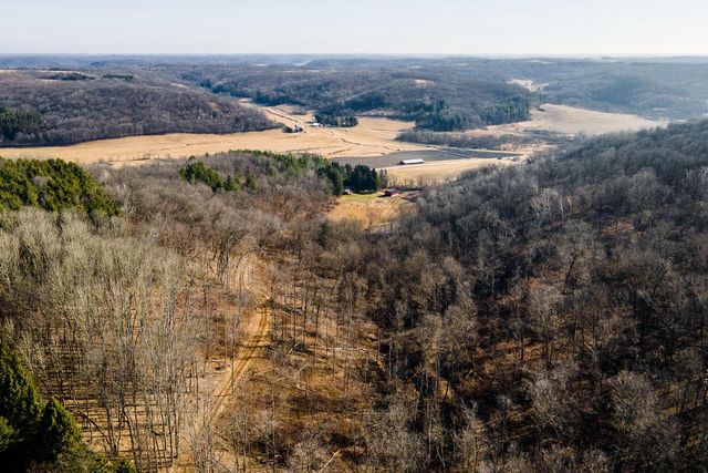 19249 State Highway 56, Richland Center, WI 53581