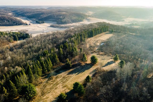 19249 State Highway 56, Richland Center, WI 53581