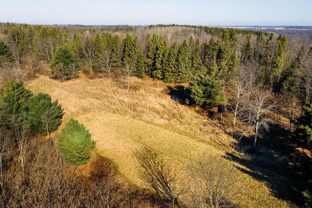 19249 State Highway 56, Richland Center, WI 53581