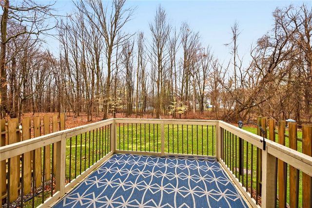 175 Courtshire Lane, Penfield, NY 14526
